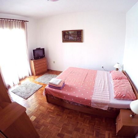 Blue City Apartment'S Repic บีโอกราดนาโมรู ภายนอก รูปภาพ