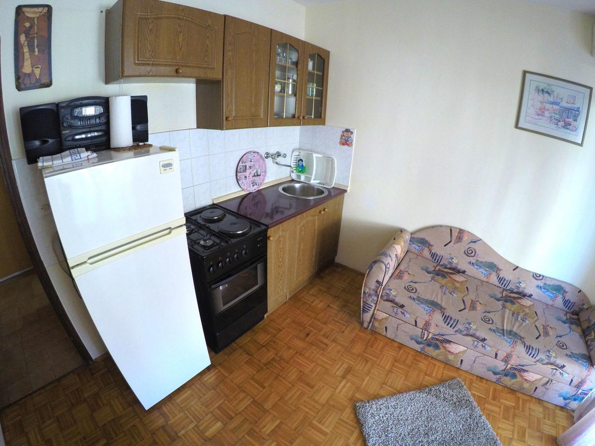 Blue City Apartment'S Repic บีโอกราดนาโมรู ภายนอก รูปภาพ